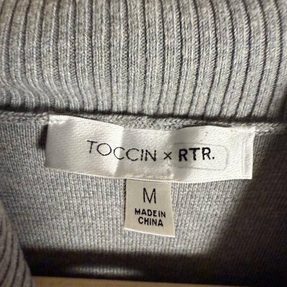 Toccin Gray Knit Tie Front Turtleneck Long Sleeve Sweater Midi Dress Sz M - Picture 14 of 15